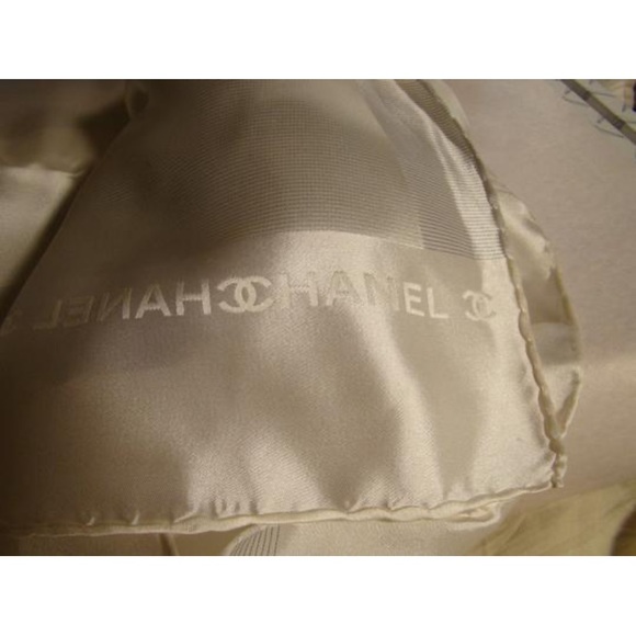 CHANEL white/blue silk ombré evening wrap/scarf - Picture 7 of 12